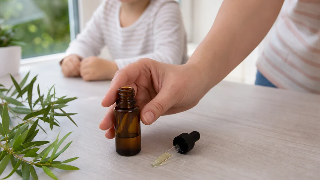 Illustration éditoriale pour l’article « Intoxication à l'huile essentielle de tea tree : vos précautions »